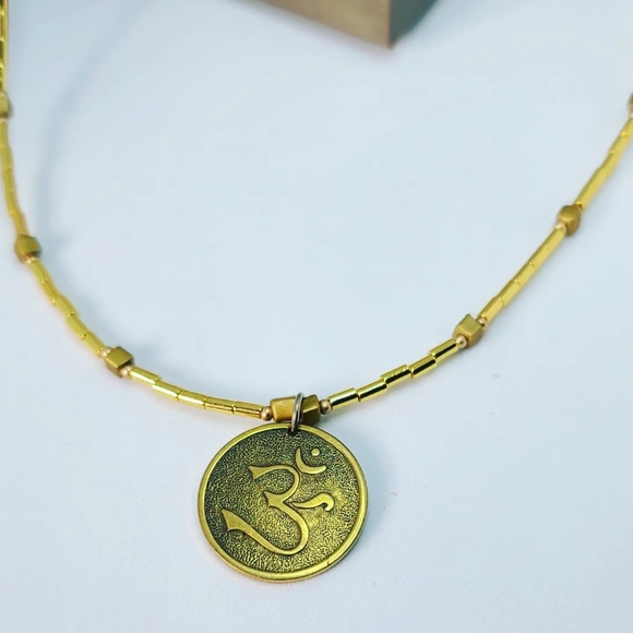 Golden Hematite, Om Amulet Unisex necklace - Picture 3 of 3